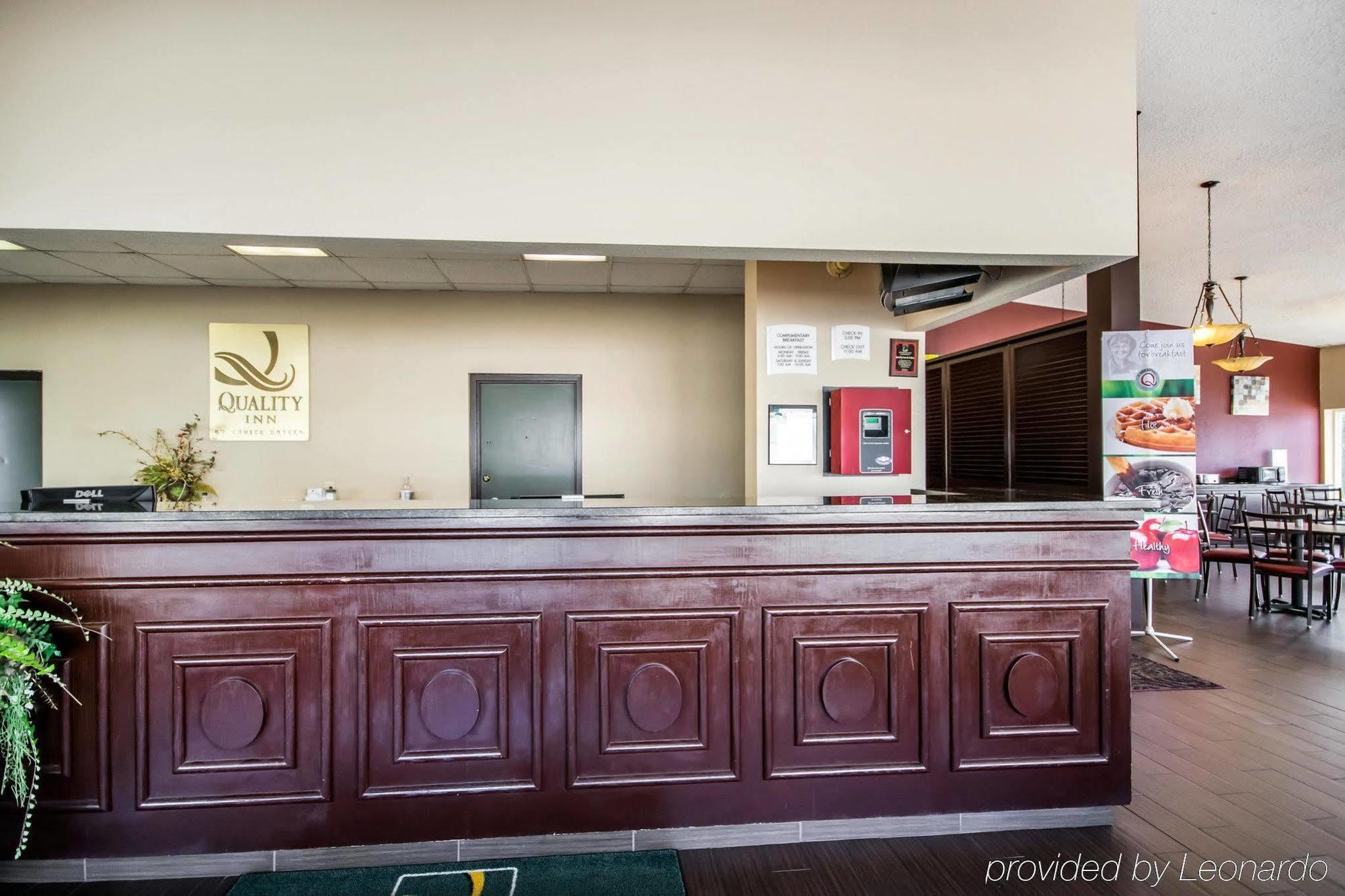 Quality Inn & Suites Elizabethtown Exteriör bild
