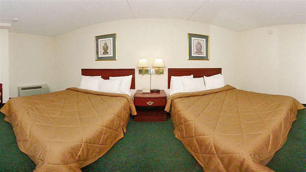 Quality Inn & Suites Elizabethtown Exteriör bild